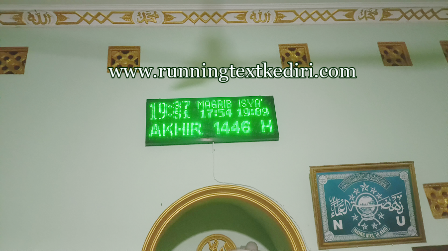 <p>Jadwal Sholat otomatis ini merupakan elektronik yang bisa menampilkan waktu jam sholat sesuai dengan wilayah masing-masing, pengguna jadwal sholat otomtasi memudahkan banyak orang untuk mengetahui waktu ibadah dengan tepat waktu, tidak perlu lagi untuk memikirkan jam waktu sholat dan adzan lagi alat ini akan sangat membantu anda dan sangat bermanfaat bagi semua.</p>